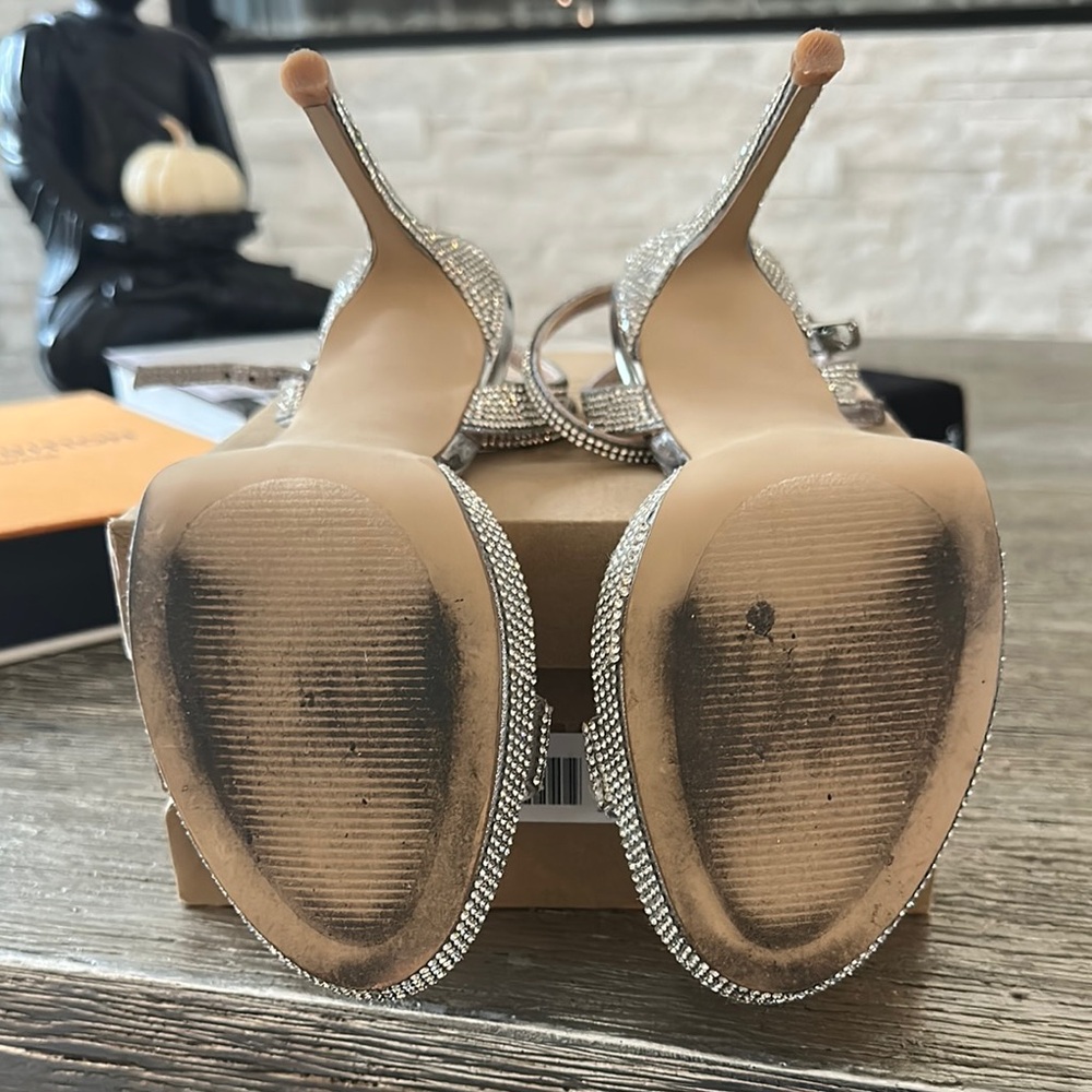 Steve Madden Silver Rhinestone Heels 8.5 - Picture 6 of 6